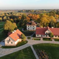 Villa Medem, Tetelmindes medību tornis, īpašais deserts Šarlotes skūpsts un Andreja Osokina koncerts Mazmežotnes muižā!
